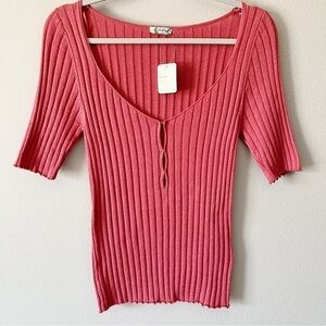 Intimately Free People NWT Ribbed Short Sleeve Scoop Neck Top Size Medium